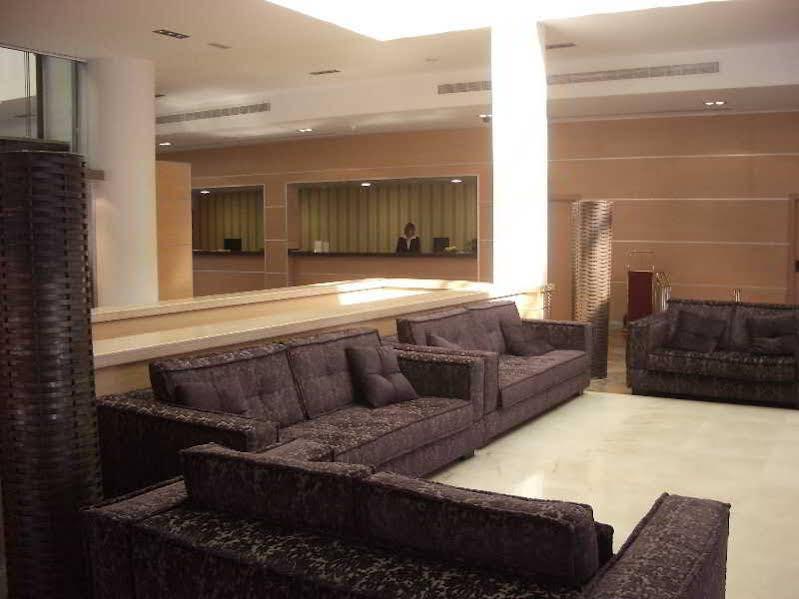 فندق Alcala Plaza الكالا ذي إِناريس المظهر الخارجي الصورة