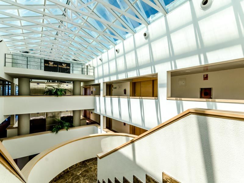 فندق Alcala Plaza الكالا ذي إِناريس المظهر الخارجي الصورة